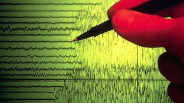 Hiroo Kanamori, el científico japonés que creó la escala que reemplazó a la de Richter (y por qué es mejor para medir terremotos de gran magnitud)