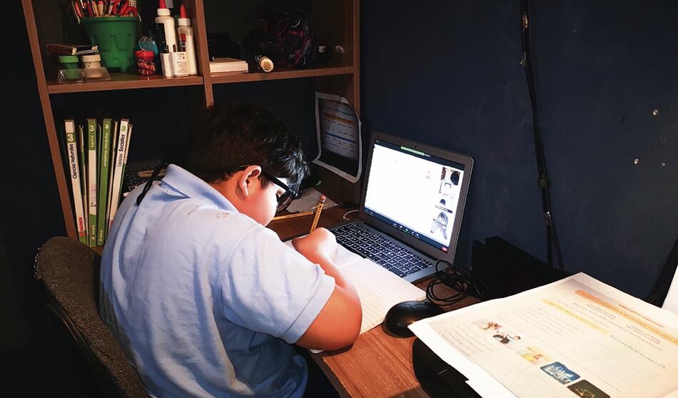 Inmunización de docentes, clave para clases presenciales