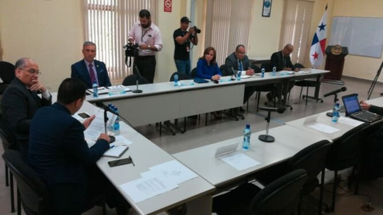 Comisión decidirá método para entrevistar a aspirantes a magistrados de la CSJ