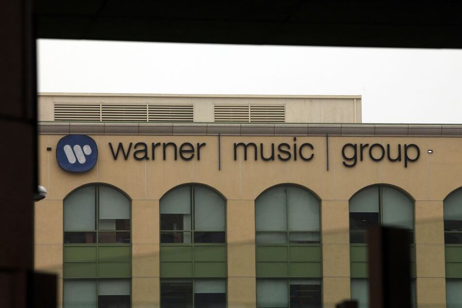 Warner Music regresa a Wall Street tras nueve años de ausencia