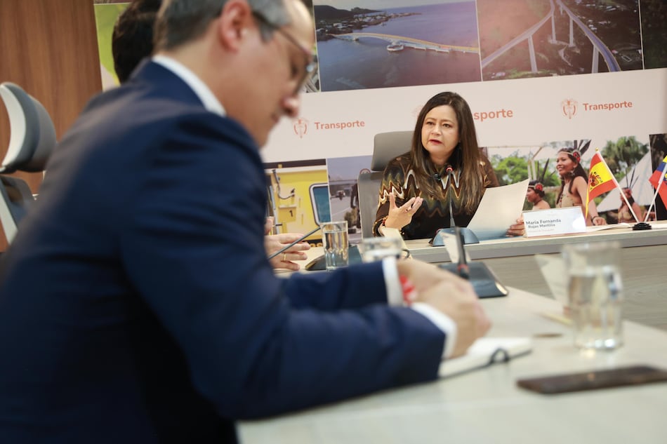 España y Colombia firman un acuerdo de cooperación para modernizar los puertos comerciales