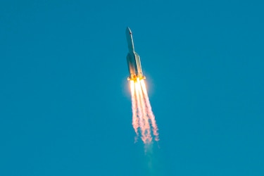 Nave espacial experimental china se desintegra al volver a la Tierra