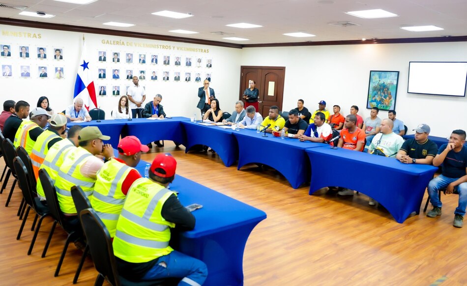 Trabajadores afectados por abandono de subcontratista del cuarto puente recibirán pago y reubicación
