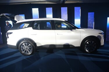 Llega a Panamá la nueva Ford Edge 2026 con motor híbrido, más espacio y tecnología avanzada