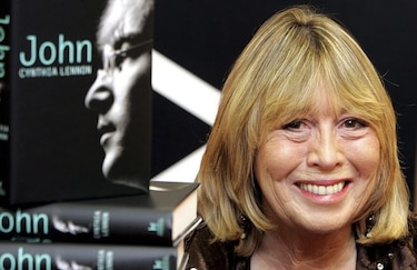 Muere a los 75 años la primera mujer de John Lennon, Cynthia Powell