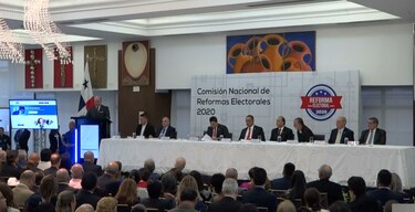 Se instala la Comisión Nacional de Reformas Electorales