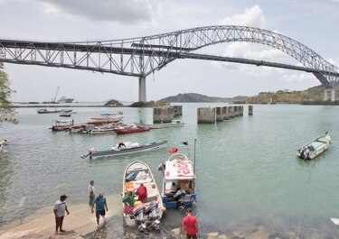 Aguas de la bahía mejoran; aún hay riesgo para la salud