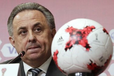 Rusia confirma retrasos en algunas sedes del Mundial
