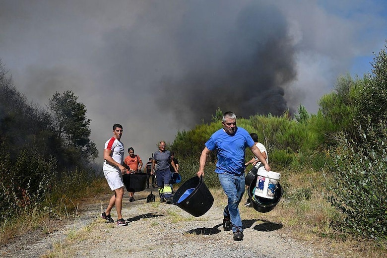 4 claves para entender la histórica ola de incendios que golpea a España y que va camino de batir récords de destrucción