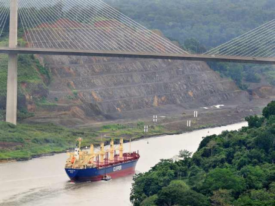 Fitch pone en perspectiva negativa la deuda de ENA, Etesa, Tocumen y la ACP