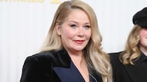 La actriz Christina Applegate revela que estuvo 5 años diagnosticada erróneamente con esclerosis múltiple