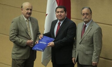 Magistrados del TE buscan blindarse ante juzgamiento