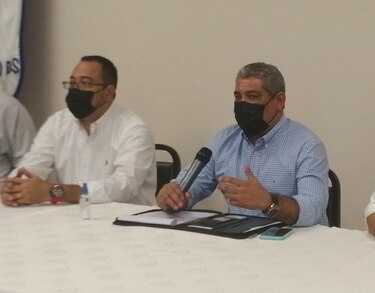 Ministro Sucre: Entre un 15% y 20% de las personas que han sacado su cita no están acudiendo a vacunarse