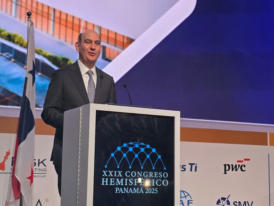 Chapman pide por escrito frenar ajustes de jubilaciones y salarios en el Órgano Judicial y el Tribunal Electoral