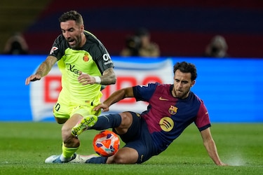 Técnico del Barcelona apuesta por Eric y Gerard Martín en los laterales; Lautaro, titular en el Inter