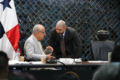 Carrera por la Defensoría: entrevistas avanzan entre críticas, objeciones y dudas sobre independencia