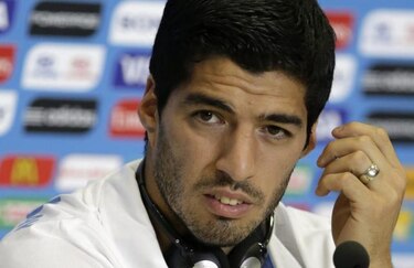 Tribunal Arbitral del Deporte cita a Luis Suárez en Lausana