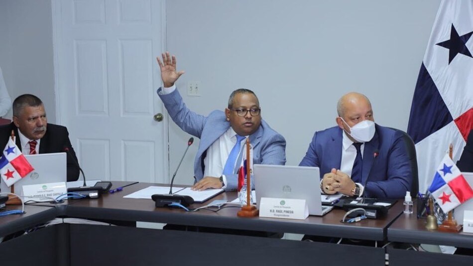 Rechazan traslado de partida a Cadena de Frío para nombrar a 68 personas; ‘No son botellas’, respondió el gerente