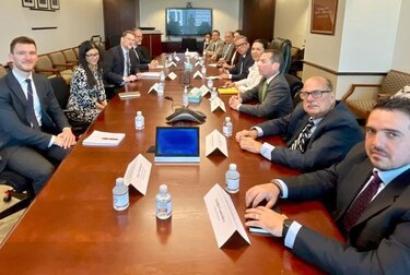 Estados Unidos recibe a una delegación de la oposición venezolana
