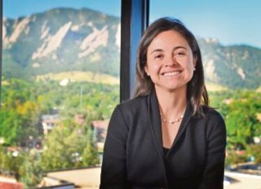 Física colombiana es galardonada en EU