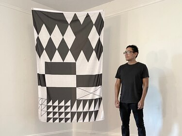 Cientos de artistas de toda América Latina exponen en trienal de Nueva York