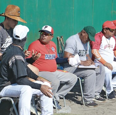 Los bocatoreños dan sus últimos toques a su equipo