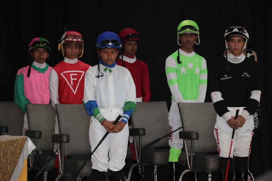 Panamá cuenta con seis  nuevos jinetes