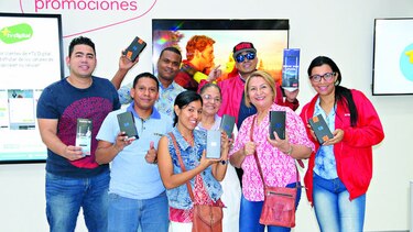 +Móvil entrega celulares Samsung S8 a ganadores