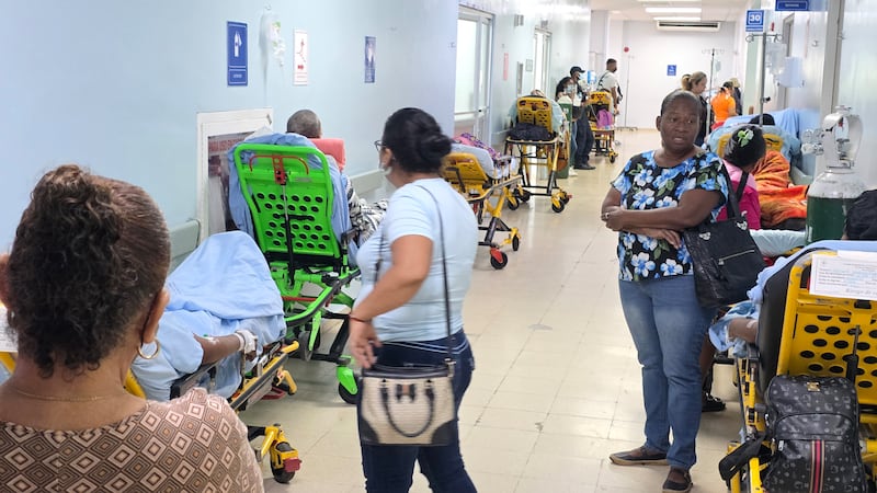 La falta de reactivos afecta pruebas de pacientes en el Complejo Hospitalario