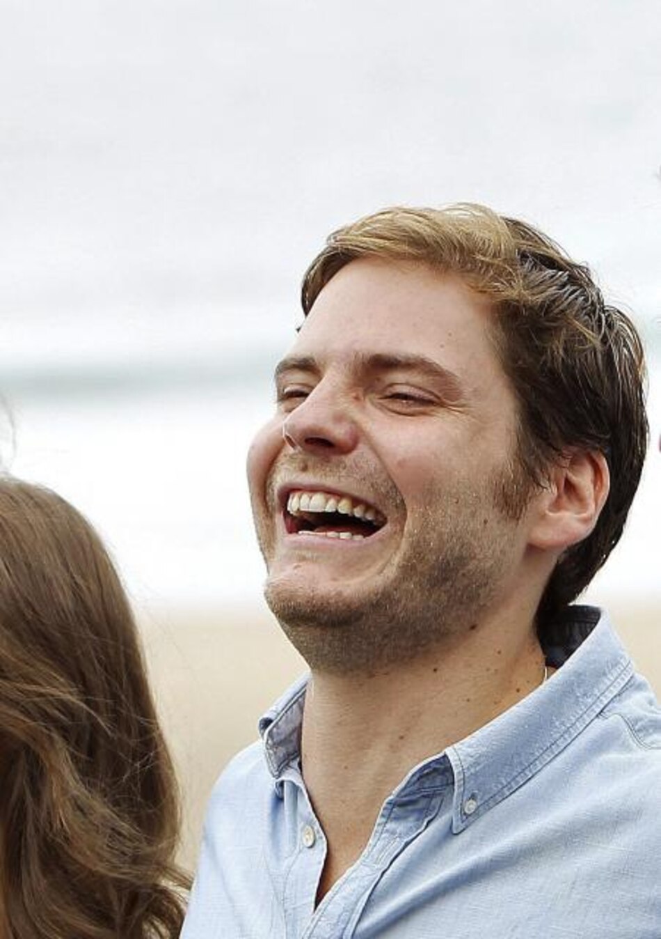 Daniel Brühl renuncia a tener un Ferrari por temor a pirómanos de Berlín