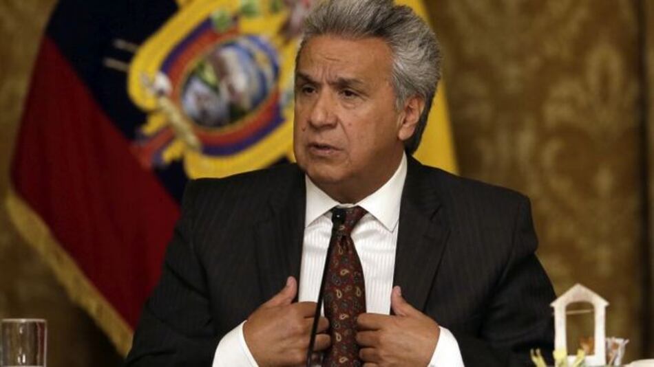 Ecuador recibe préstamo de $900 millones de China