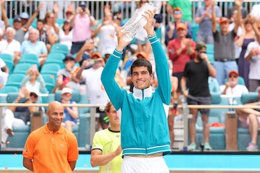 El español Carlos Alcaraz es el campeón más joven del Masters 1000 de Miami