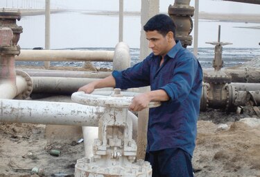 Sin empleo y sin avión, miles de asiáticos se quedan en Irak