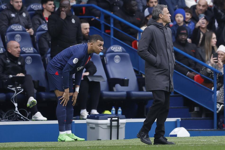 Mbappé no jugará contra el Niza por una molestia en el isquio izquierdo