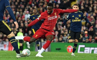 Liverpool elimina al Arsenal en penales y el Man U pone fin al Chelsea