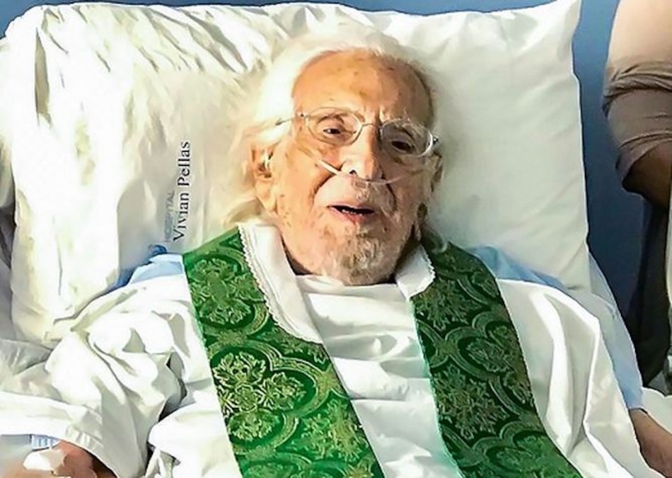 Papa levanta la suspensión canónica sobre sacerdote Ernesto Cardenal