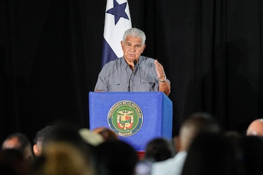 Mulino suma 28 viajes con visita a Colombia para toma de posesión de De la Espriella