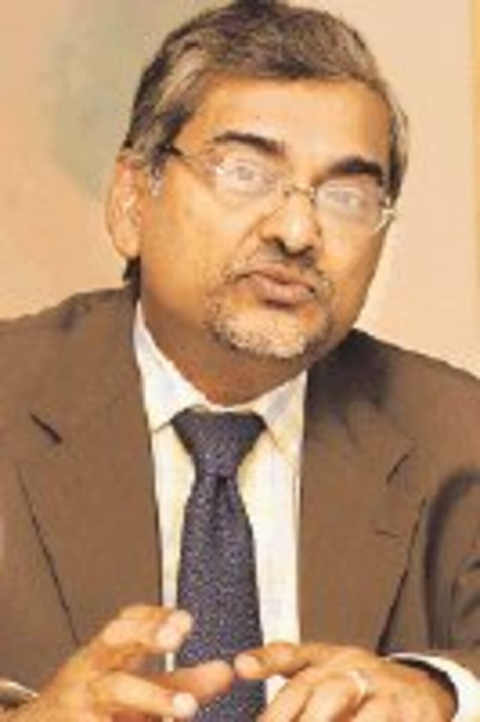 Reactivarán la carrera administrativa