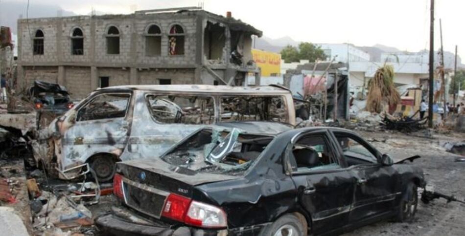EI reivindica atentados suicidas que dejaron 22 muertos en Yemen