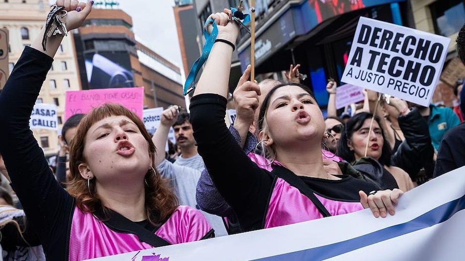 Por qué los grandes fondos de inversión de Estados Unidos apostaron por comprar casas en España y qué papel tienen en la crisis de vivienda