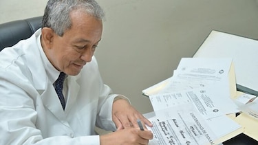 La Universidad de Panamá y gremios rechazan cambios a la ley de certificación médica