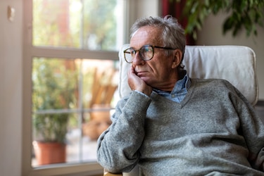 ¿Cómo reconocer las primeras señales del Alzheimer y cuándo buscar ayuda médica?