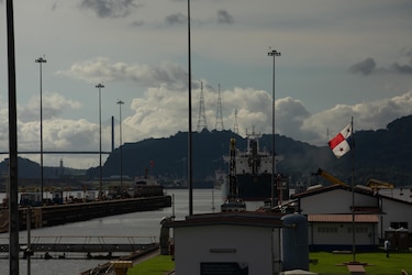 ¿Qué pasó con los 25 mil 400 millones de dólares que el Canal de Panamá le entregó al Estado?