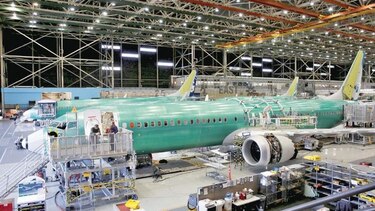 Proveedores retrasan producción de Boeing