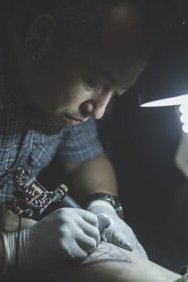 Tatuaje para 'borrar' las huellas del cáncer de mama