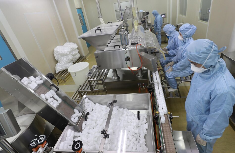 Vacuna antimalaria de Oxford confirma su eficacia y seguridad en un ensayo