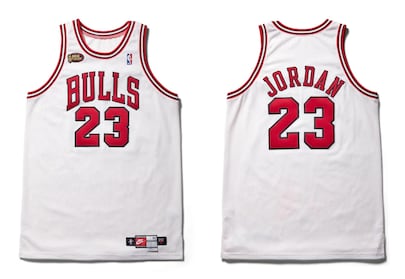 Camiseta de Michael Jordan fue comprada por 12 millones de dólares