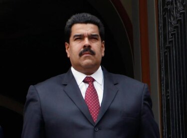 Maduro ‘ajusta’ su gabinete con cambios en cuatro ministerios