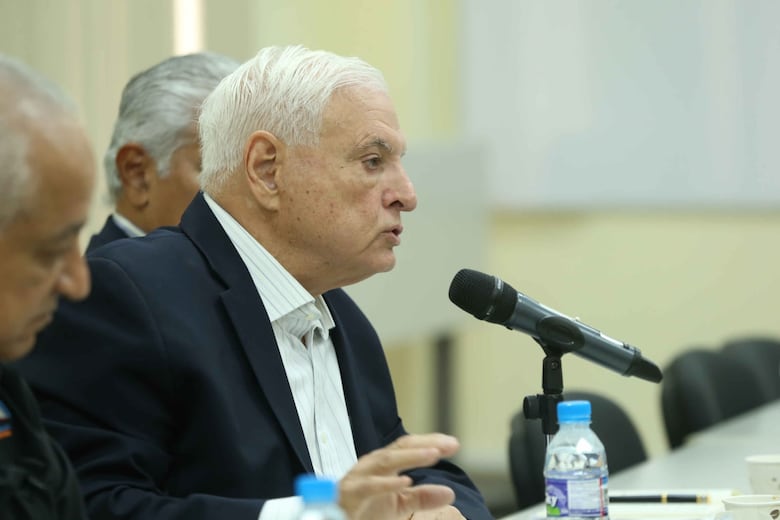 Mulino convocaría una constituyente originaria