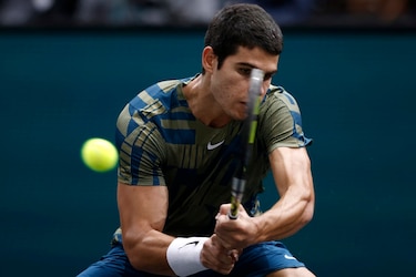 Carlos Alcaraz y Rafael Nadal siguen en el podio